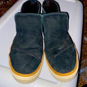 TOMS black slip on casual shoes